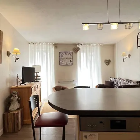 Apartment Hypercentre : Chaleureux T3 - 2 Chambres + 2 Sdb *